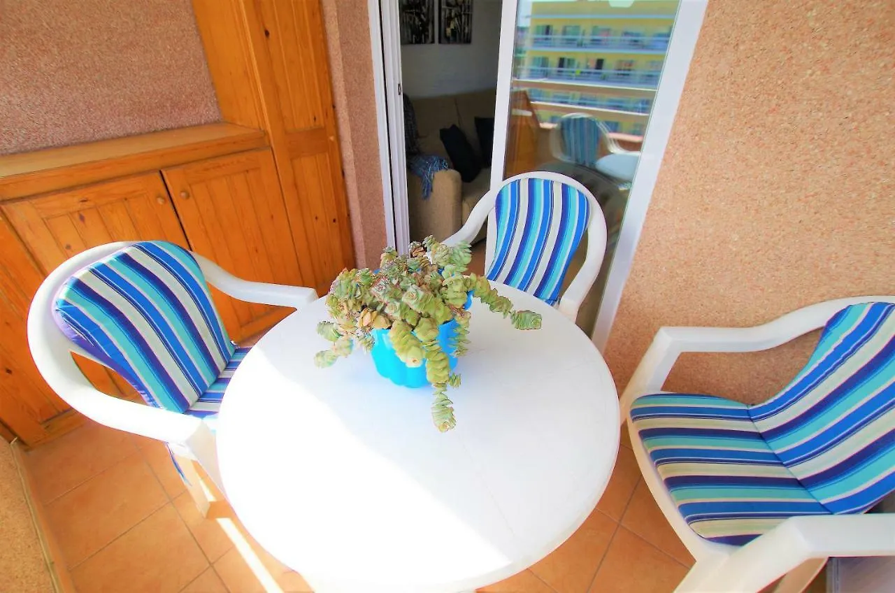 شقة V&V Lloret - Apartamento Blau Precioso Apartamento Con Piscina Comunitaria, Parking Y Aire Acondicionado Solo Se Aceptan Familias يوريت دي مار