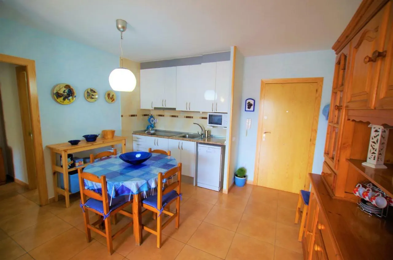 V&V Lloret - Apartamento Blau Precioso Apartamento Con Piscina Comunitaria, Parking Y Aire Acondicionado Solo Se Aceptan Familias يوريت دي مار 0*,  إسبانيا